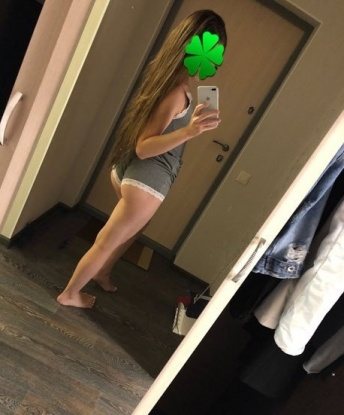 Если ты ищешь незабываемые моменты и приятное времяпровождение в Москве, то ты обратился по адресу. Я предлагаю тебе высококлассные услуги, которые удовлетворят все твои желания. Фото, которые ты видишь, полностью соответствуют действительности. Ты можешь быть уверен, что я раскрою перед тобой все свои секреты и подарю тебе незабываемое наслаждение. Возможности, которые тебе доступны со мной, бесконечны. Друзья рекомендуют меня и оставляют положительные отзывы о нашей встрече. Живу в Москве и готова встретиться с тобой в любое время. Ответственность и конфиденциальность гарантирую! Ты заслуживаешь лучшего, и я готова подарить тебе незабываемые моменты. Жду твоего звонка! 🌹 8431, 25 лет